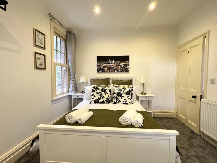 شقة The Burley At Scalford House ميلتون موبراي المظهر الخارجي الصورة