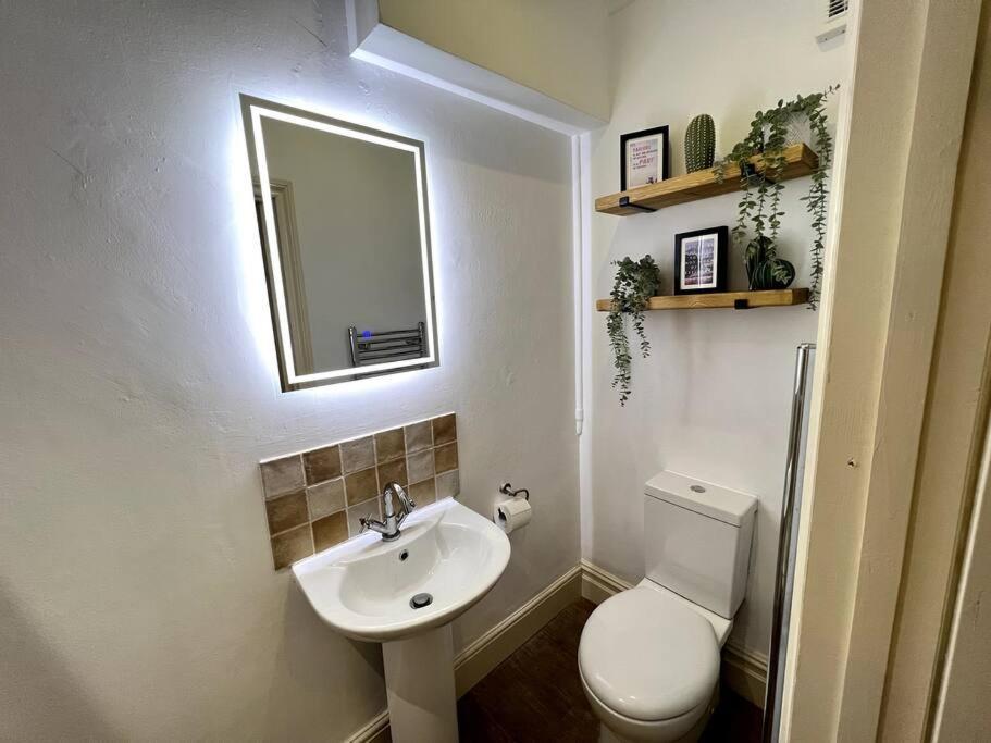 شقة The Burley At Scalford House ميلتون موبراي المظهر الخارجي الصورة