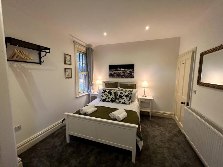 شقة The Burley At Scalford House ميلتون موبراي المظهر الخارجي الصورة