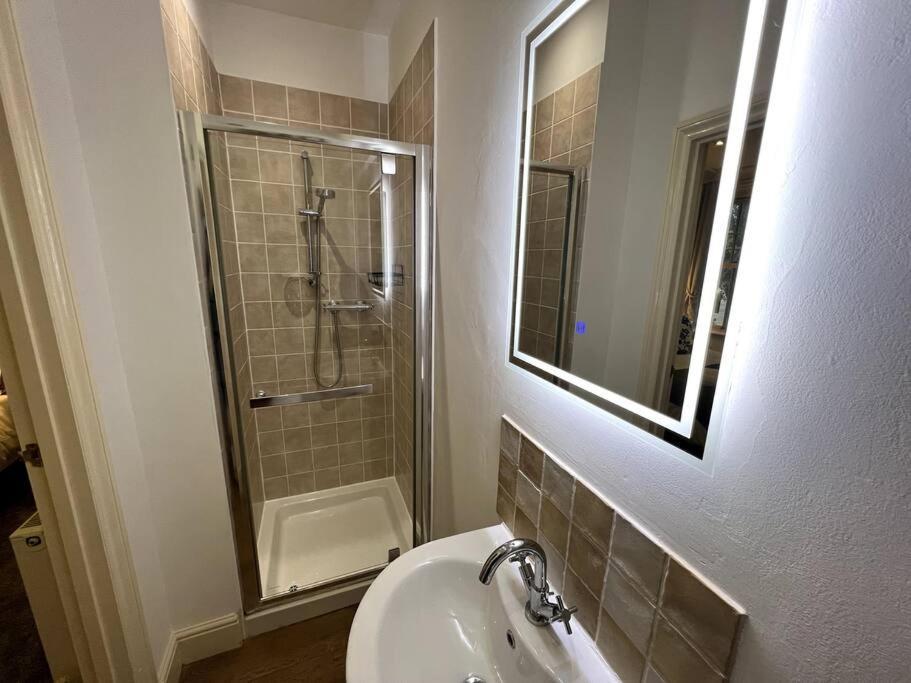 شقة The Burley At Scalford House ميلتون موبراي المظهر الخارجي الصورة